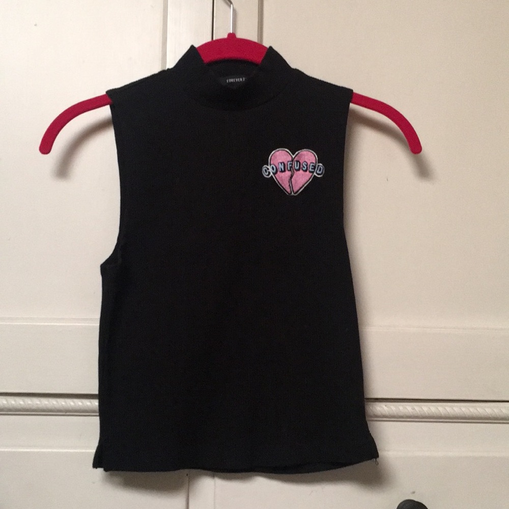 Forever 21 black tank top, says confused.